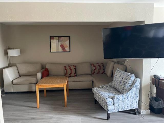 Motel Super 8 By Wyndham Alton Zewnętrze zdjęcie