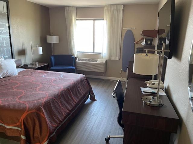 Motel Super 8 By Wyndham Alton Zewnętrze zdjęcie