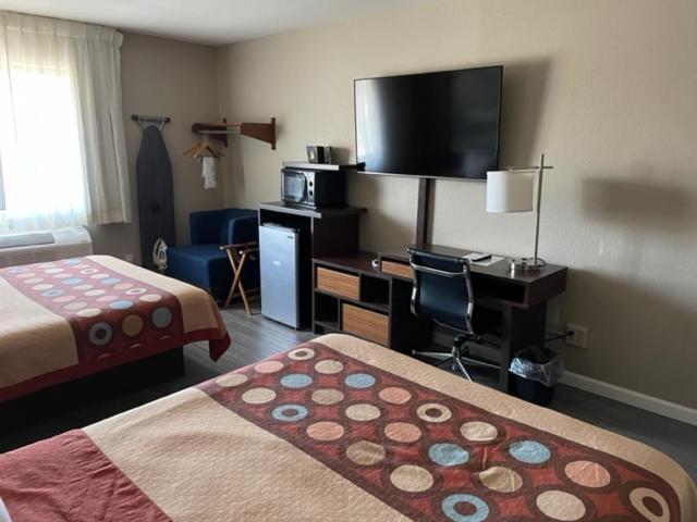 Motel Super 8 By Wyndham Alton Zewnętrze zdjęcie
